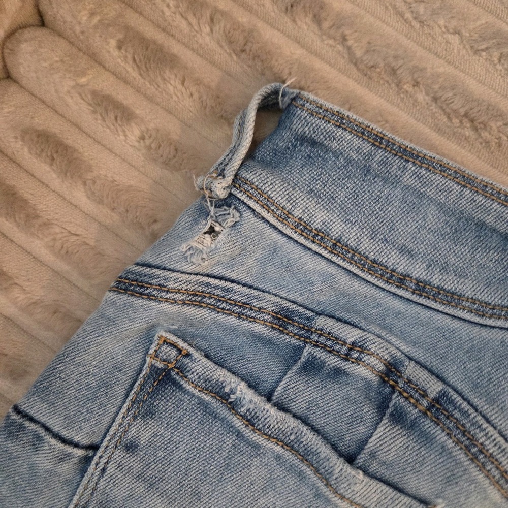 Wax Jean Butt I Love You Distressed Skinny Jeans Size 3/26 Light Wash Ripped - Picture 4 of 10
